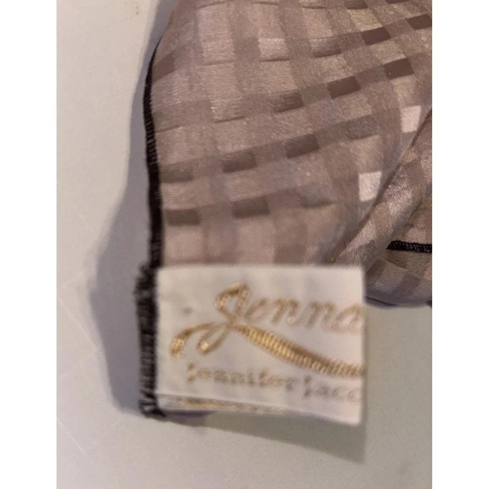 JENNA WEAR JENNIFER JACOBSON NY Art Wear Scarf 100% Silk Hand Painted 10.5 X 60